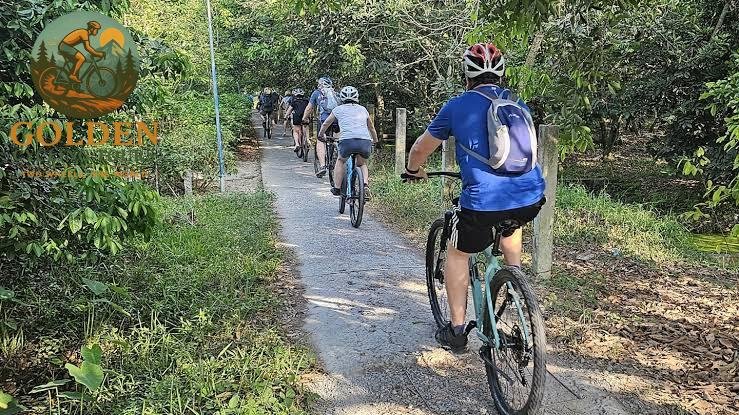 10-Day Saigon to Angkor Wat Cycling Tour